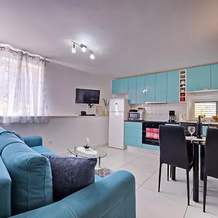 Appartamento Stone House Varos *
