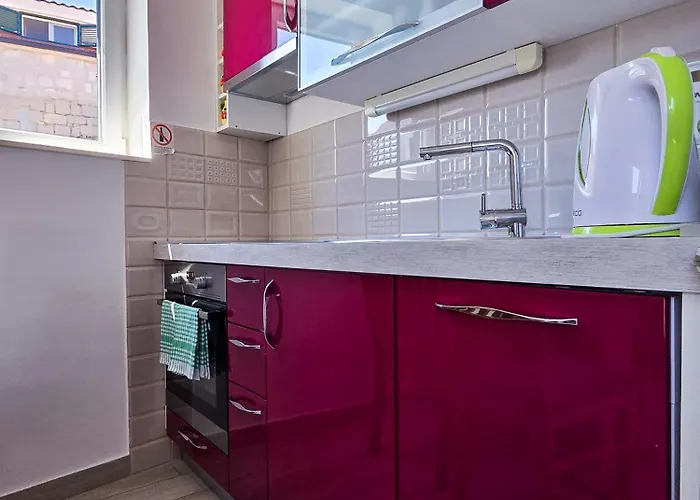Stone House Varos Apartment Split