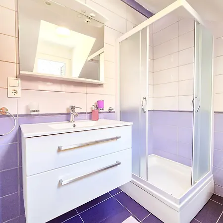 Stone House Varos Apartman